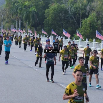 Runner Photo 7132766