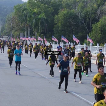 Runner Photo 7132767