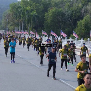 Runner Photo 7132768