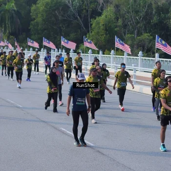 Runner Photo 7132777