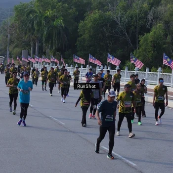 Runner Photo 7132784