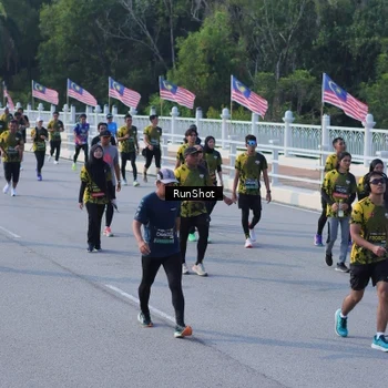Runner Photo 7132788