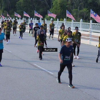 Runner Photo 7132799