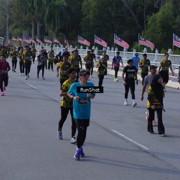 Runner Photo 7132813