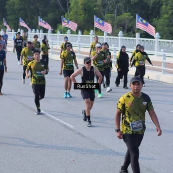 Runner Photo 7132815