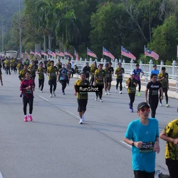 Runner Photo 7132842