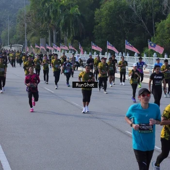 Runner Photo 7132845