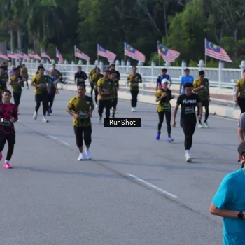 Runner Photo 7132846