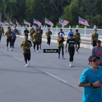 Runner Photo 7132847