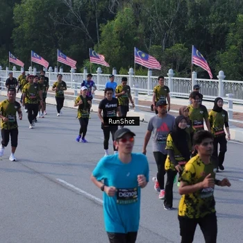 Runner Photo 7132849