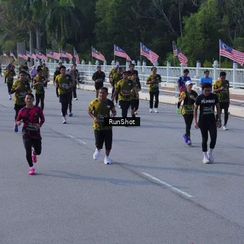 Runner Photo 7132851