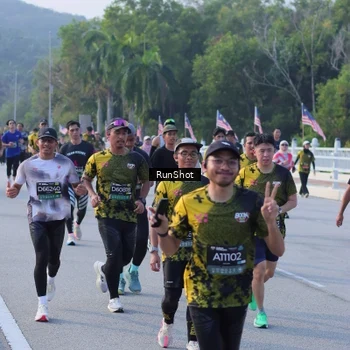 Runner Photo 7132854