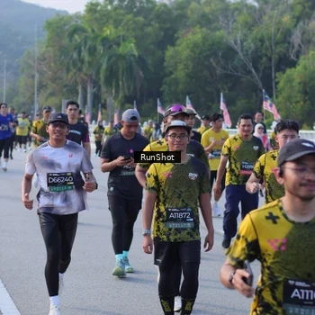Runner Photo 7132856