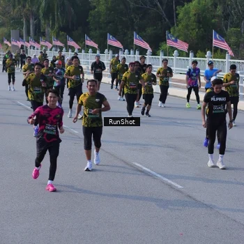 Runner Photo 7132858