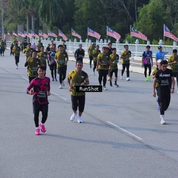 Runner Photo 7132860