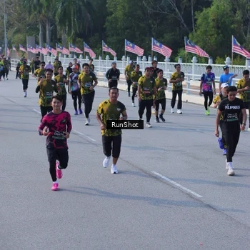 Runner Photo 7132862