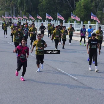 Runner Photo 7132863