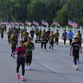 Runner Photo 7132865