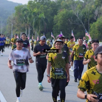 Runner Photo 7132874