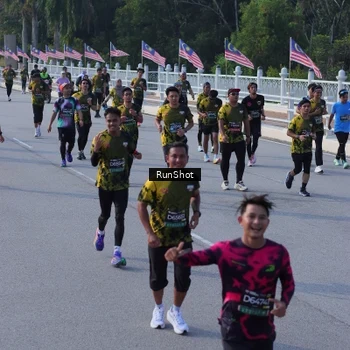 Runner Photo 7132879
