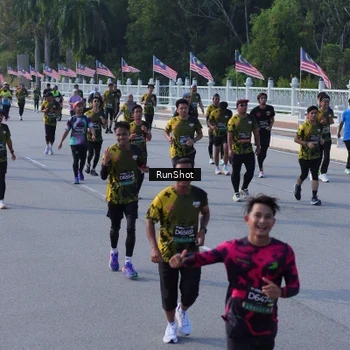 Runner Photo 7132883