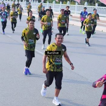 Runner Photo 7132894