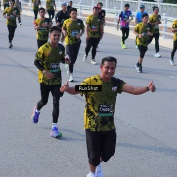 Runner Photo 7132899