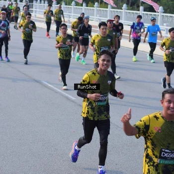 Runner Photo 7132904