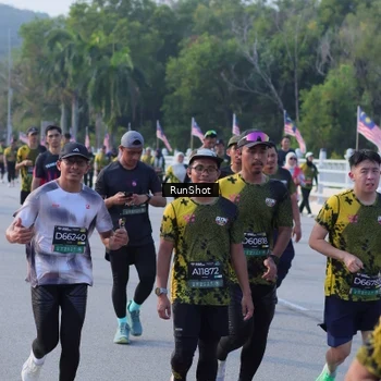 Runner Photo 7132906