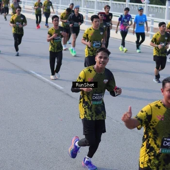 Runner Photo 7132908