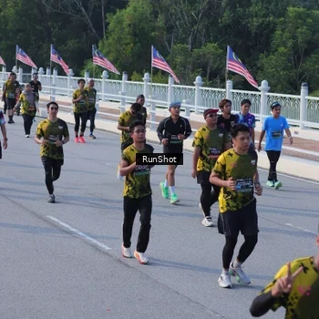 Runner Photo 7132912