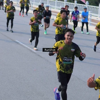 Runner Photo 7132915
