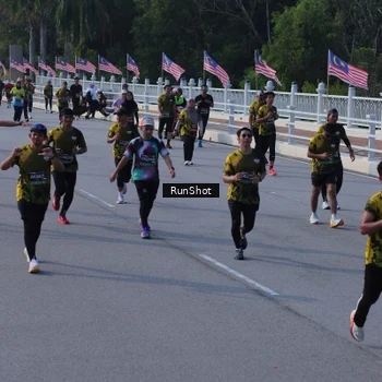 Runner Photo 7132917