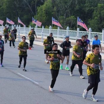 Runner Photo 7132919