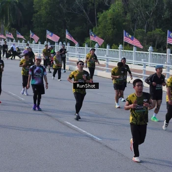Runner Photo 7132924