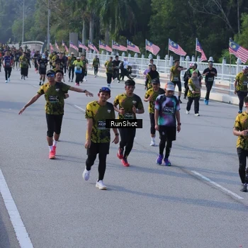 Runner Photo 7132929