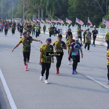 Runner Photo 7132931