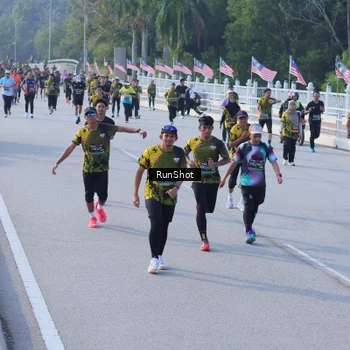 Runner Photo 7132936