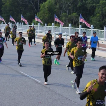 Runner Photo 7132946