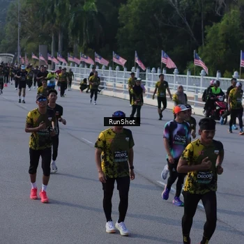 Runner Photo 7132948