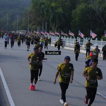 Runner Photo 7132951