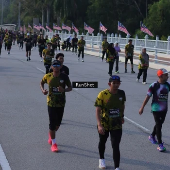 Runner Photo 7132965