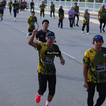 Runner Photo 7132978