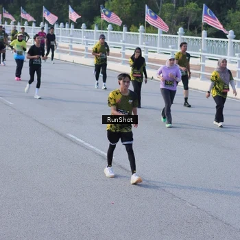 Runner Photo 7133002
