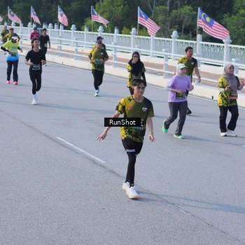Runner Photo 7133007