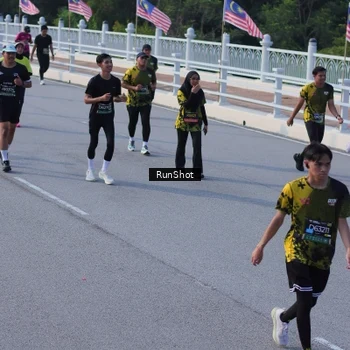 Runner Photo 7133015