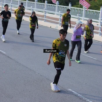 Runner Photo 7133016