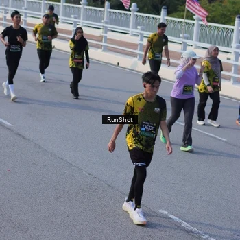 Runner Photo 7133018