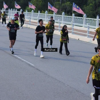 Runner Photo 7133021