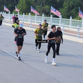 Runner Photo 7133026